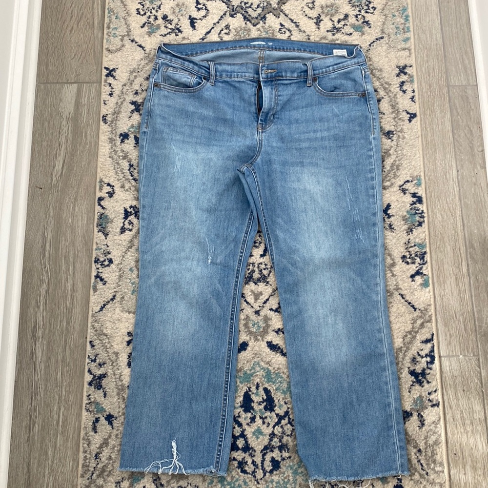 Old navy cropped jeans